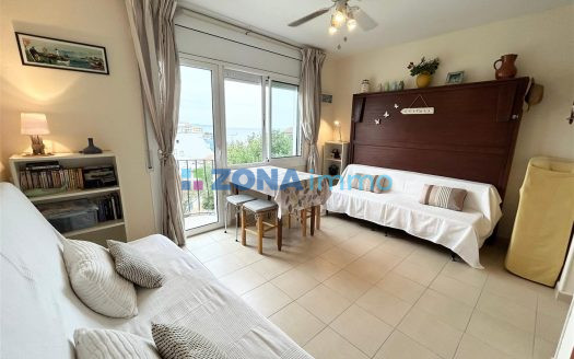 Apartamento con vistas al mar a 100 m de la playa